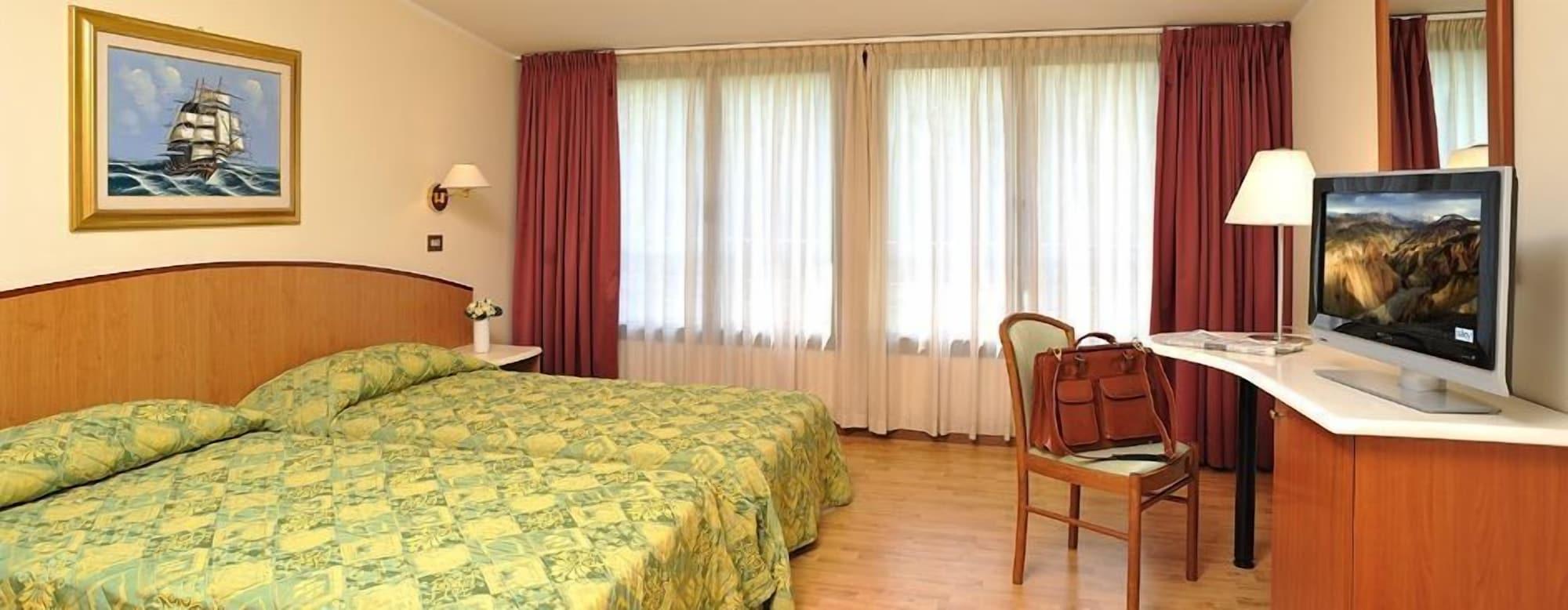 Hotel Olimpia Imola Esterno foto