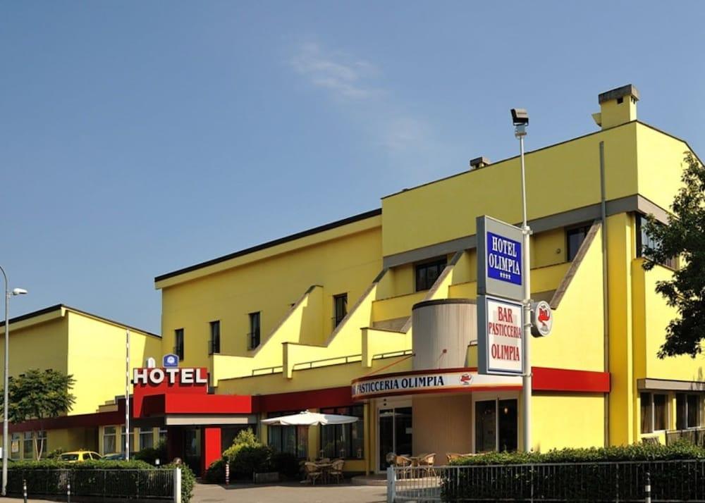 Hotel Olimpia Imola Esterno foto