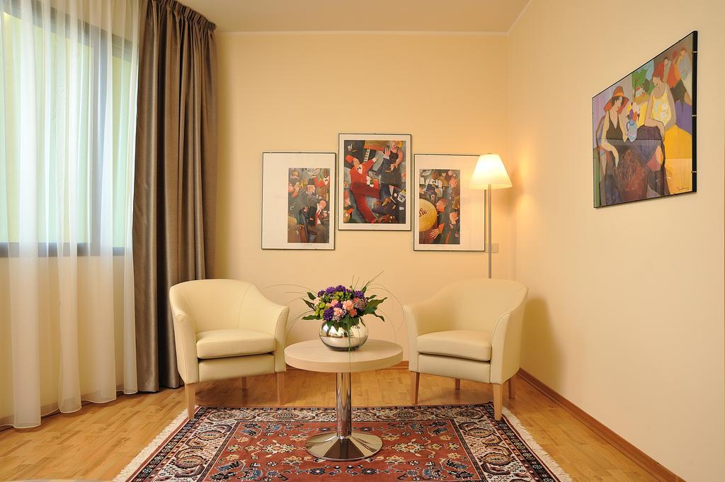Hotel Olimpia Imola Esterno foto