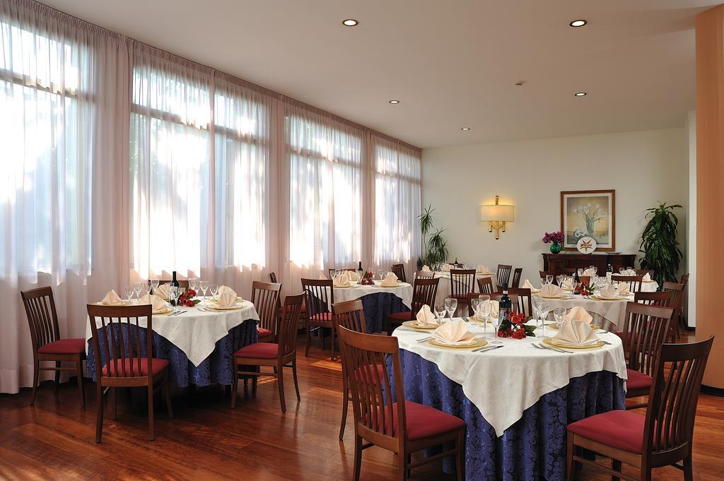 Hotel Olimpia Imola Esterno foto