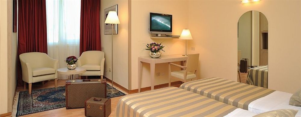 Hotel Olimpia Imola Esterno foto