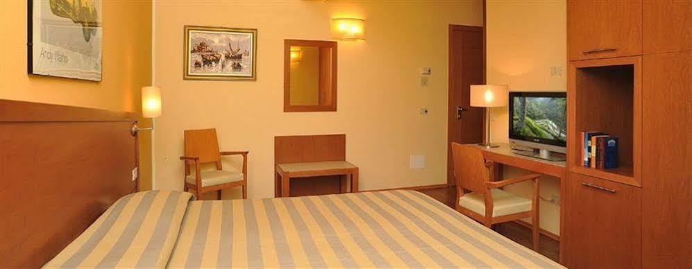 Hotel Olimpia Imola Esterno foto